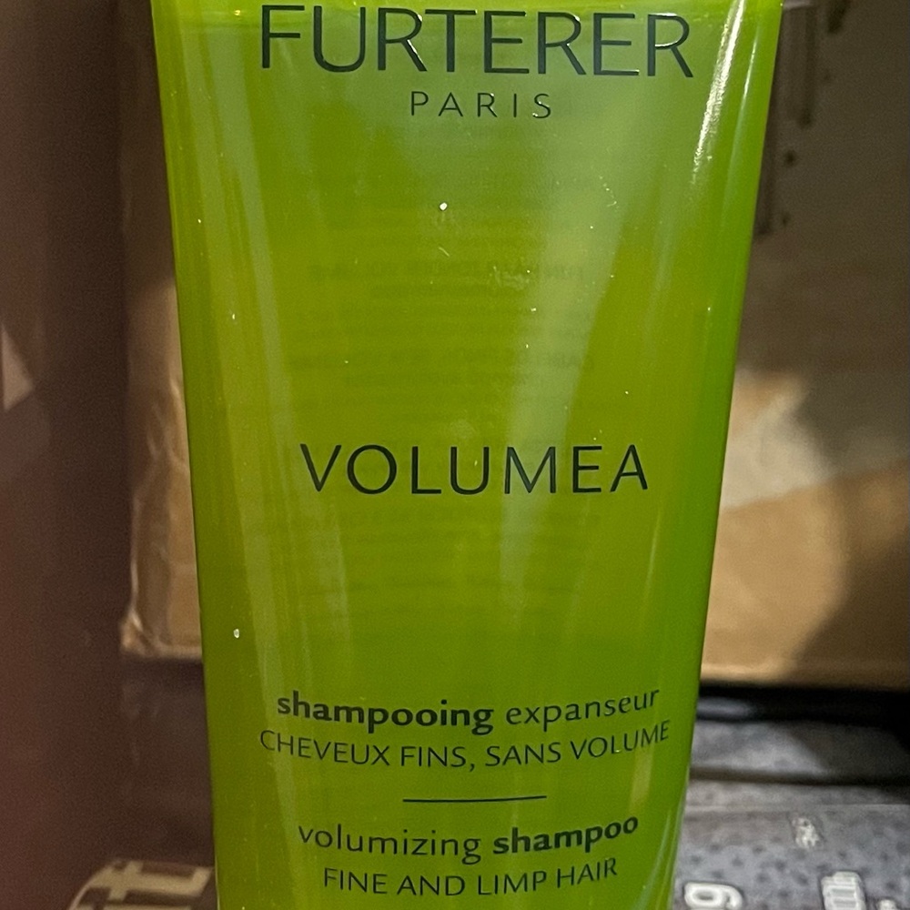 Volumea Volumizing Shampoo - Green